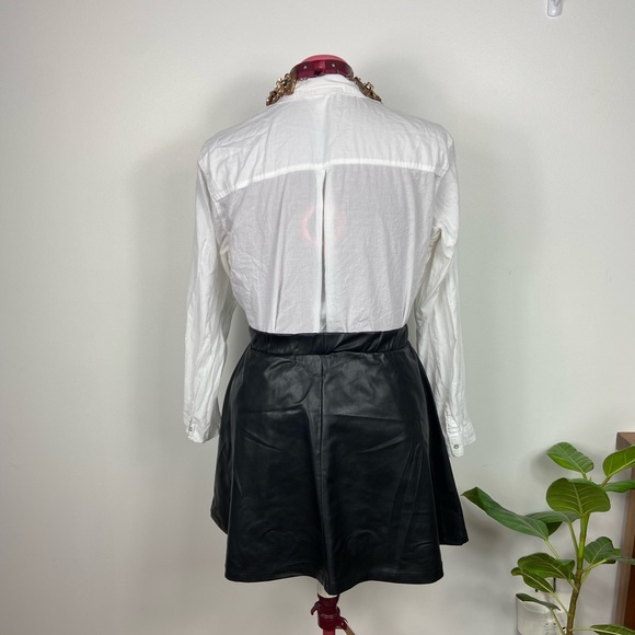 NWOT Rebel Rogue Faux Leather Mini Skirt - Picture 3 of 6